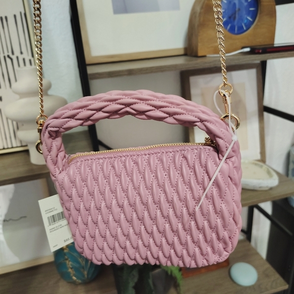 NWT Anne Klein Pink Quilted Handbag with Gold Crossbody Chain 🩷 - Picture 7 of 11